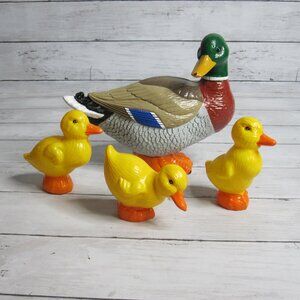 J.S.N.Y. Vintage Plastic Blow Mold Mallard Duck Ducklings Lawn Garden Ornaments